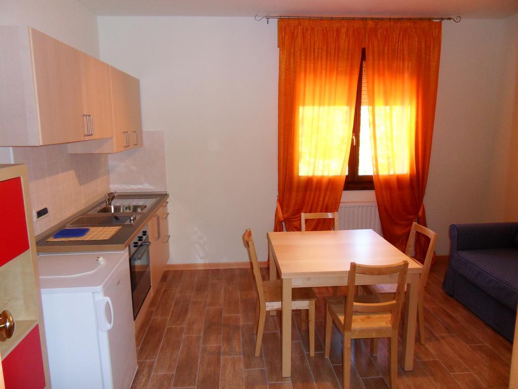 Residence Armonia 容卡德 外观 照片