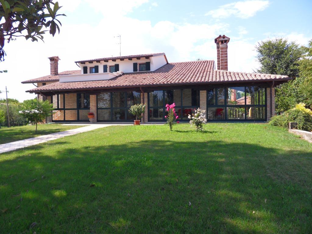 Residence Armonia 容卡德 外观 照片