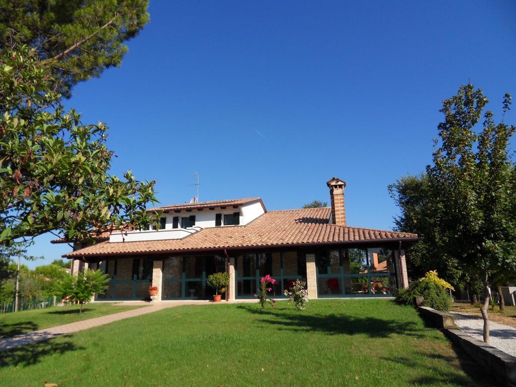 Residence Armonia 容卡德 外观 照片